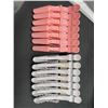 Image 2 : Hair Styling Clips In Pink And White