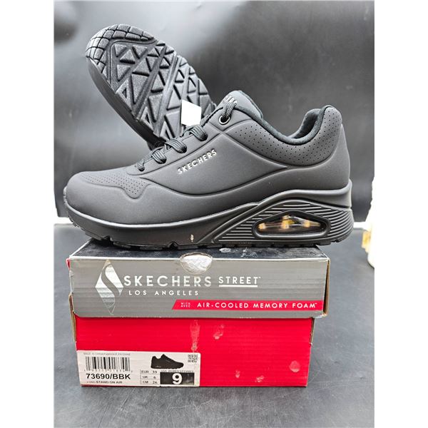 Skechers Street Los Angeles 73690/BBK WomenÕs Shoes, Size 9