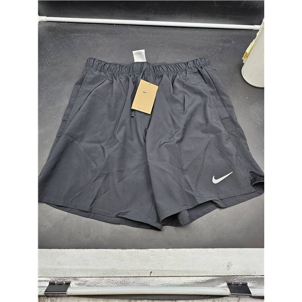 Nike Dri-FIT MenÕs Running Shorts Size S in Black