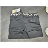 Image 4 : Nike Pro WomenÕs 3 Inch Training Shorts, Size SÊ