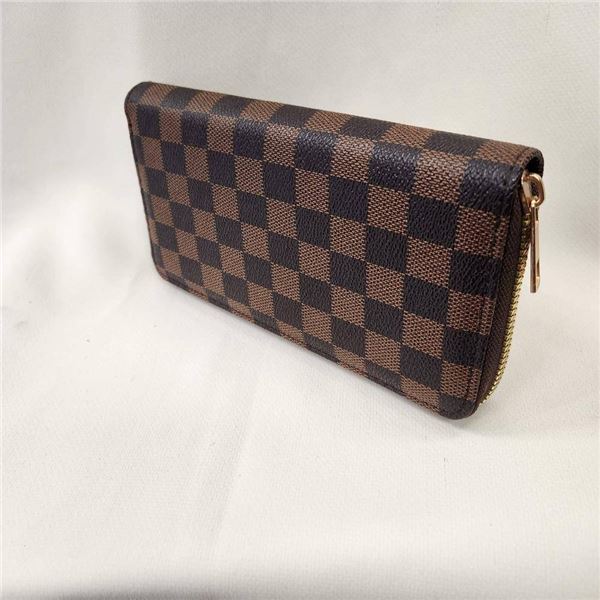 Checkered Zippered Wallet with Gold-Toned Hardware