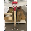 Image 3 : Garant Aluminum Snow Pusher with Red Grip and Wooden Handle