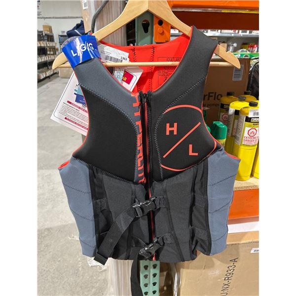 Hyperlite Wake Co. MenÕs Life Vest with Dual Buckles and Zipper Front Closure