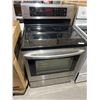 Image 1 : LG LRE6383ST 6.3 cu. ft. Electric Range with Radiant Cooktop,Ê