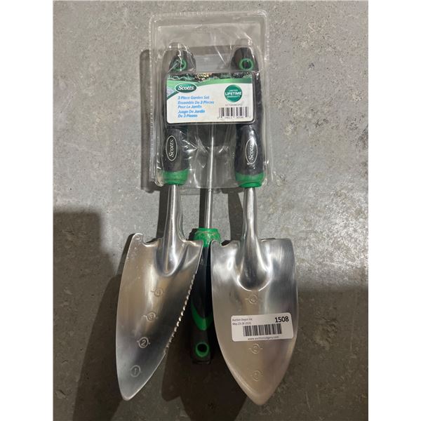Scotts 3-Piece Garden Tool Set With Trowel, Transplanter, and Cultivator