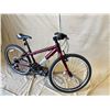 Image 5 : Batch Bicycles Mountain Bike with 7-Speed and 24-inch Wheels