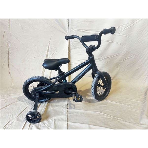 Batch Bicycles 12-Inch KidÕs Bike With Training Wheels Ð Black Frame