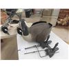 Image 2 : 3 Goose Decoys  with Wing Motion