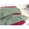Image 8 : Blaze Orange Hunting Insulated Jacket Size Large, 3 Rain