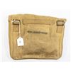 Image 2 : #143 CANADIAN MILITARY KHAKI BAG 1940 NAMED