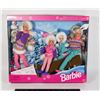 Image 1 : #955 MATTEL WINTER HOLIDAY BARBIE GIFT SET 1995