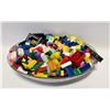 Image 1 : 13" X 9" DISH OF LEGO