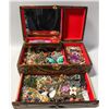 Image 1 : OVER 100 PCS OF VTG JEWELRY INCLUDING SHERMAN