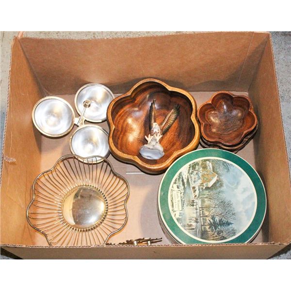 BOX OF ESTATE BURL WOOD BOWLS, META L FRUIT BASKET