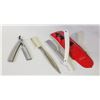 Image 1 : VINTAGE BARBER TOOLS
