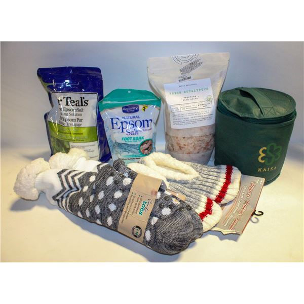 BOX SOOTHING BATH AND BODY ITEMS