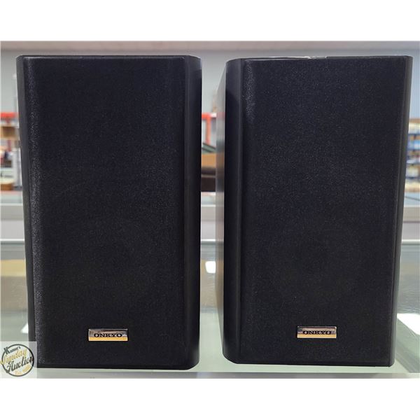 ONKYO SPEAKERS MODEL D-035