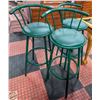 Image 1 : 3 GREEN BAR HEIGHT STOOLS 37" X 21"
