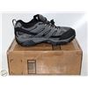 Image 1 : MERRELL GRANITE 9.5 PERFORMANCE FOOTWEAR GREY