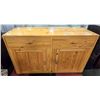 Image 1 : ESTATE CUSTOM GARAGE CABINET