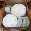 Image 1 : VINTAGE SELB BAVARIA PORCELAIN FLORAL DINNER SET