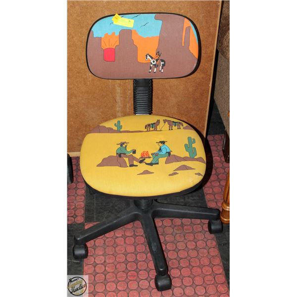 MEXICAN CLOTH PATTERN CHAIR ON WHEELS