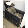 Image 1 : SALON HAIR WASHING STATION CHAIR
