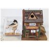 Image 1 : WOODEN HANGING BIRD HOUSE