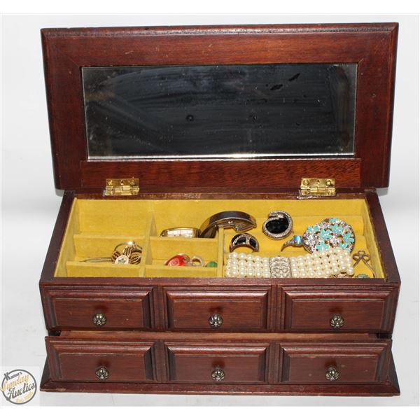ESTATE WOOD JEWELLERY BOX WITH BRACELETS,