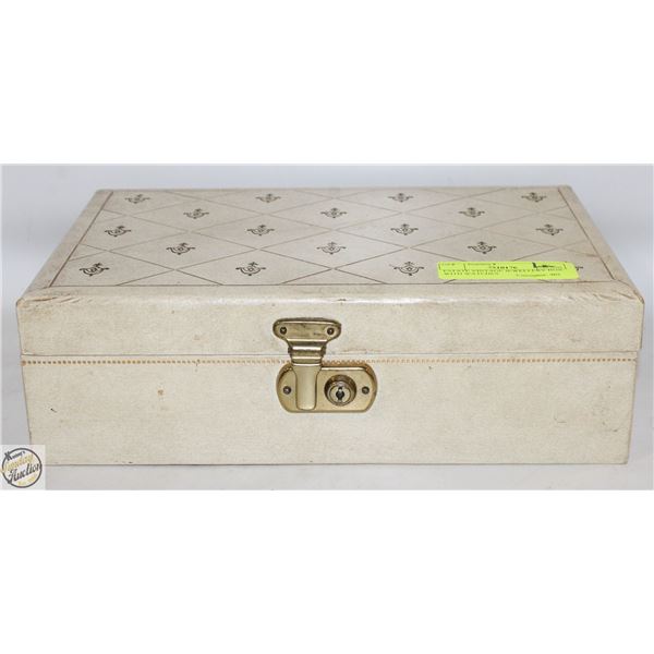 ESTATE VINTAGE JEWELLERY BOX WITH WATCHES