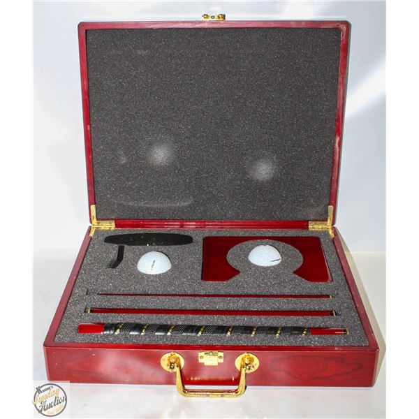 PORTABLE GOLF PUTTER & MORE IN WOODEN CASE
