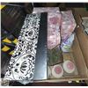 Image 1 : ESTATE NEW MEMORY BOX, MINI SINGLE FLOWER