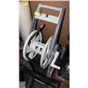 Image 1 : UBERHAUS YARD HOSE REEL