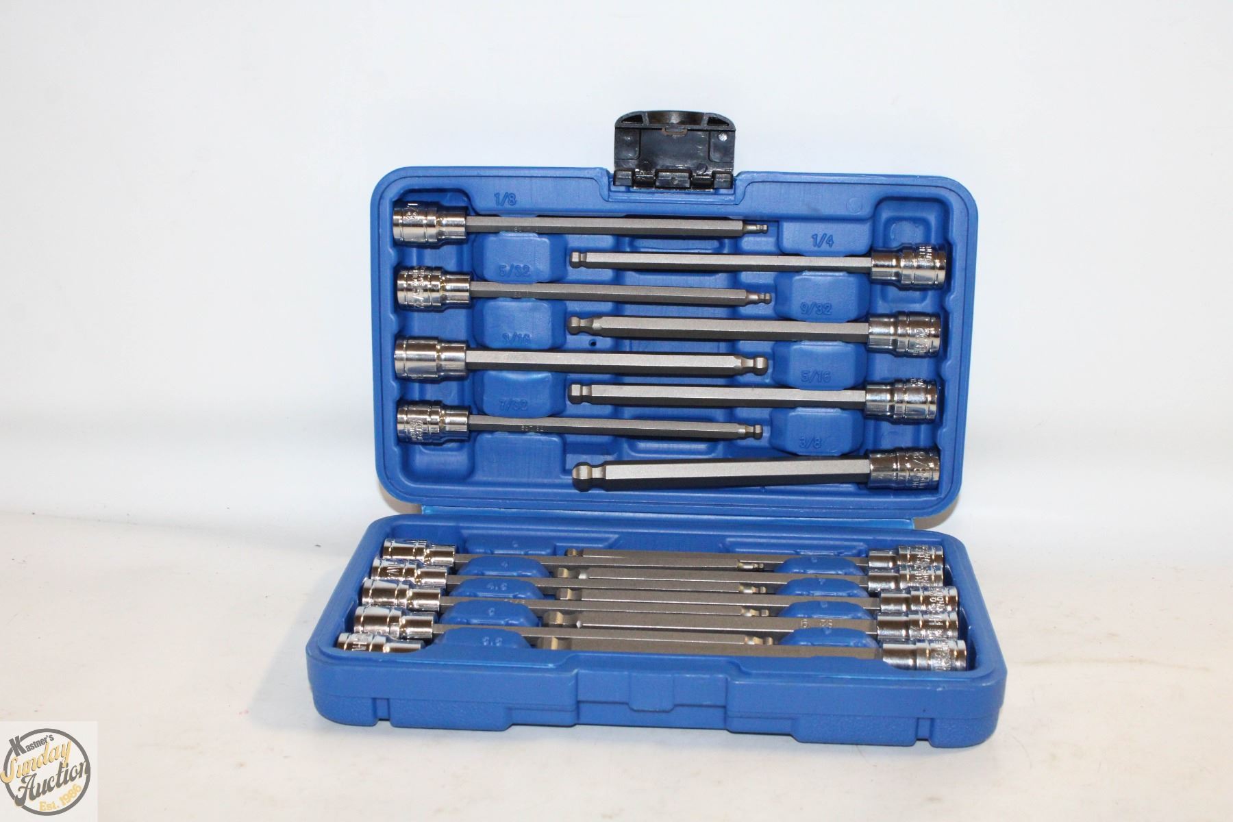 18 PIECE EXTENDED SOCKET SET