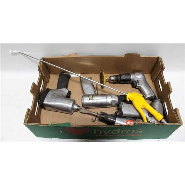 FLAT WITH ASSORTMENT OF AIR TOOLS INCL. 1/2"