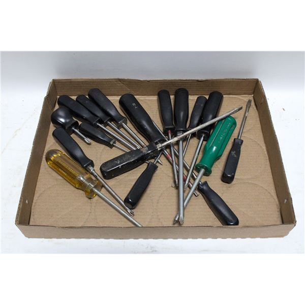 LOT OF VARIOUS SCREWDRIVERS – ASSORTED TYPES