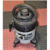 Image 1 : SHOP-VAC 4 GALLON WET DRY VACUUM