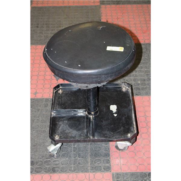 HEAVY DUTY ROLLING MECHANICS STOOL -