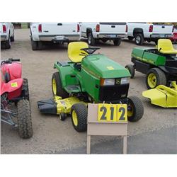 John Deere 425