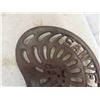 Image 2 : Sawyers Cast Implement Seat 