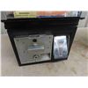 Image 8 : 2 Victor Coin Operated Gum/Toy Vending Machines 27'' x 