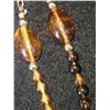 Image 9 : Amber Necklace & Maple Pin A
