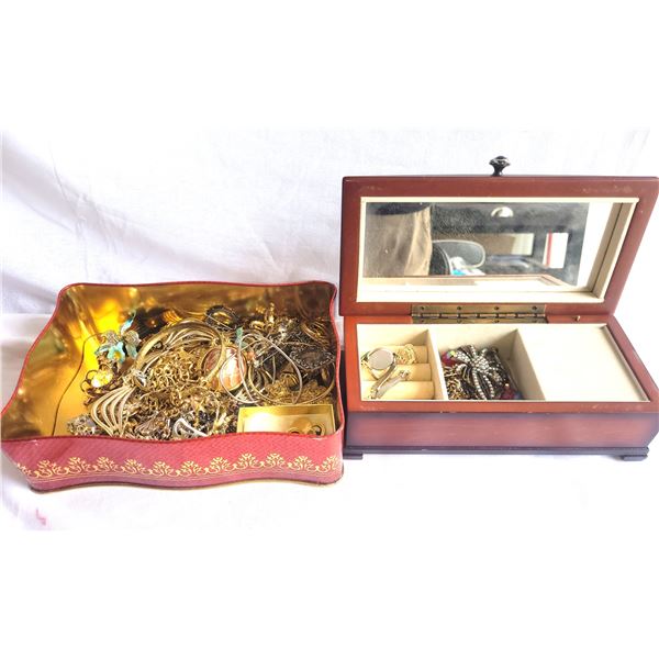 Vintage Costume Jewelry A