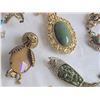 Image 36 : Vintage Costume Jewelry A