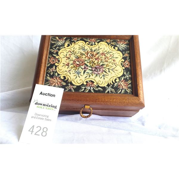 Vintage Sterling Silver Jewelry. A