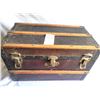Image 1 : Vintage Childs Wood Trunk A