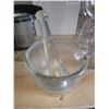 Image 6 : Pyrex & Glass Stemware A