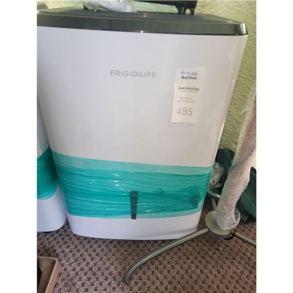 Fridgidaire De-Humidifier C