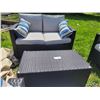 Image 2 : Patio Furniture C
