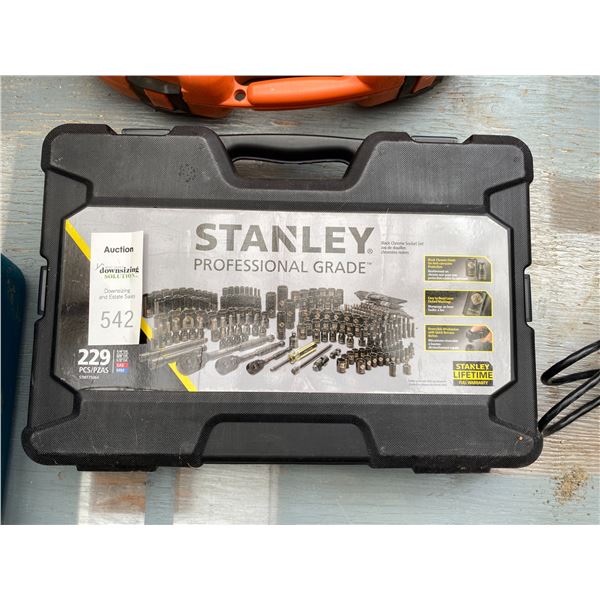 Stanley Prof Grade Socket Set.Socket set pickup t 11 am
